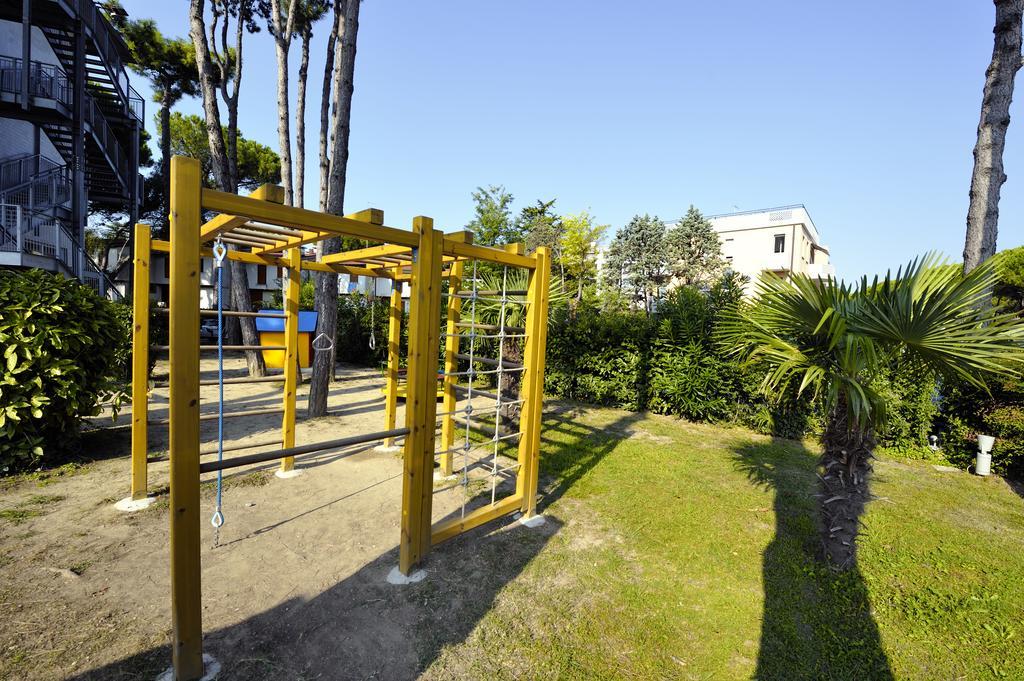 Hotel Vina De Mar Lignano Sabbiadoro Ngoại thất bức ảnh