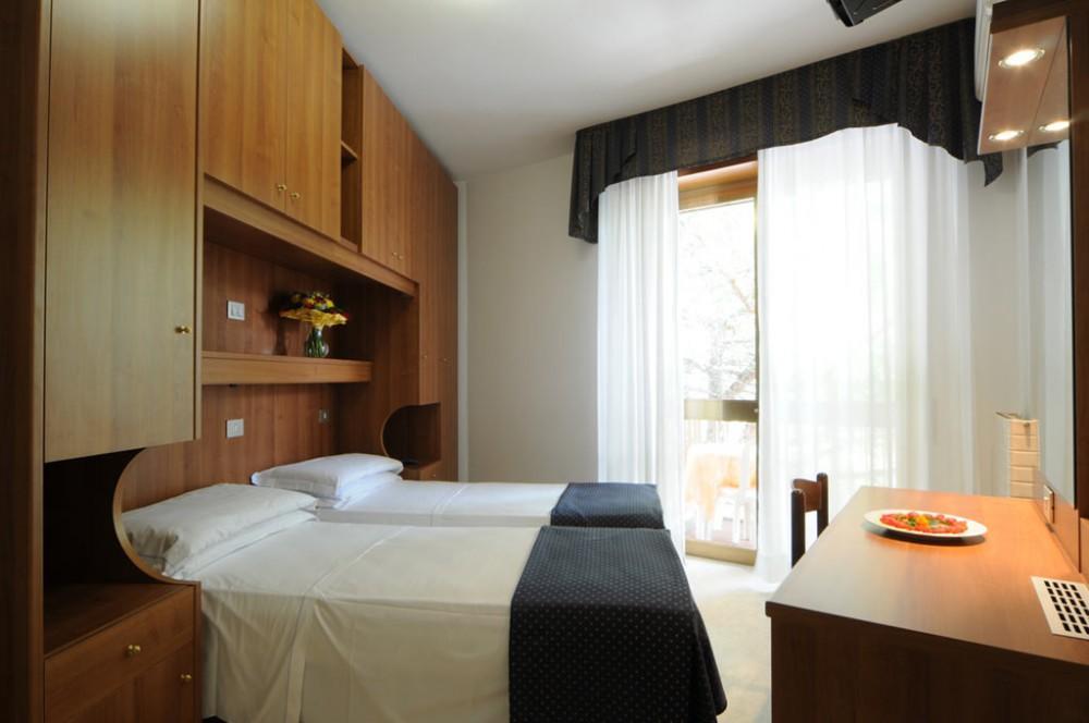 Hotel Vina De Mar Lignano Sabbiadoro Ngoại thất bức ảnh