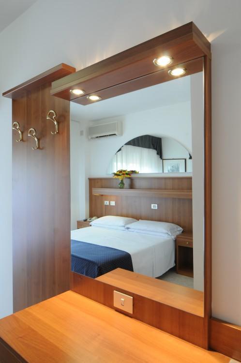 Hotel Vina De Mar Lignano Sabbiadoro Ngoại thất bức ảnh
