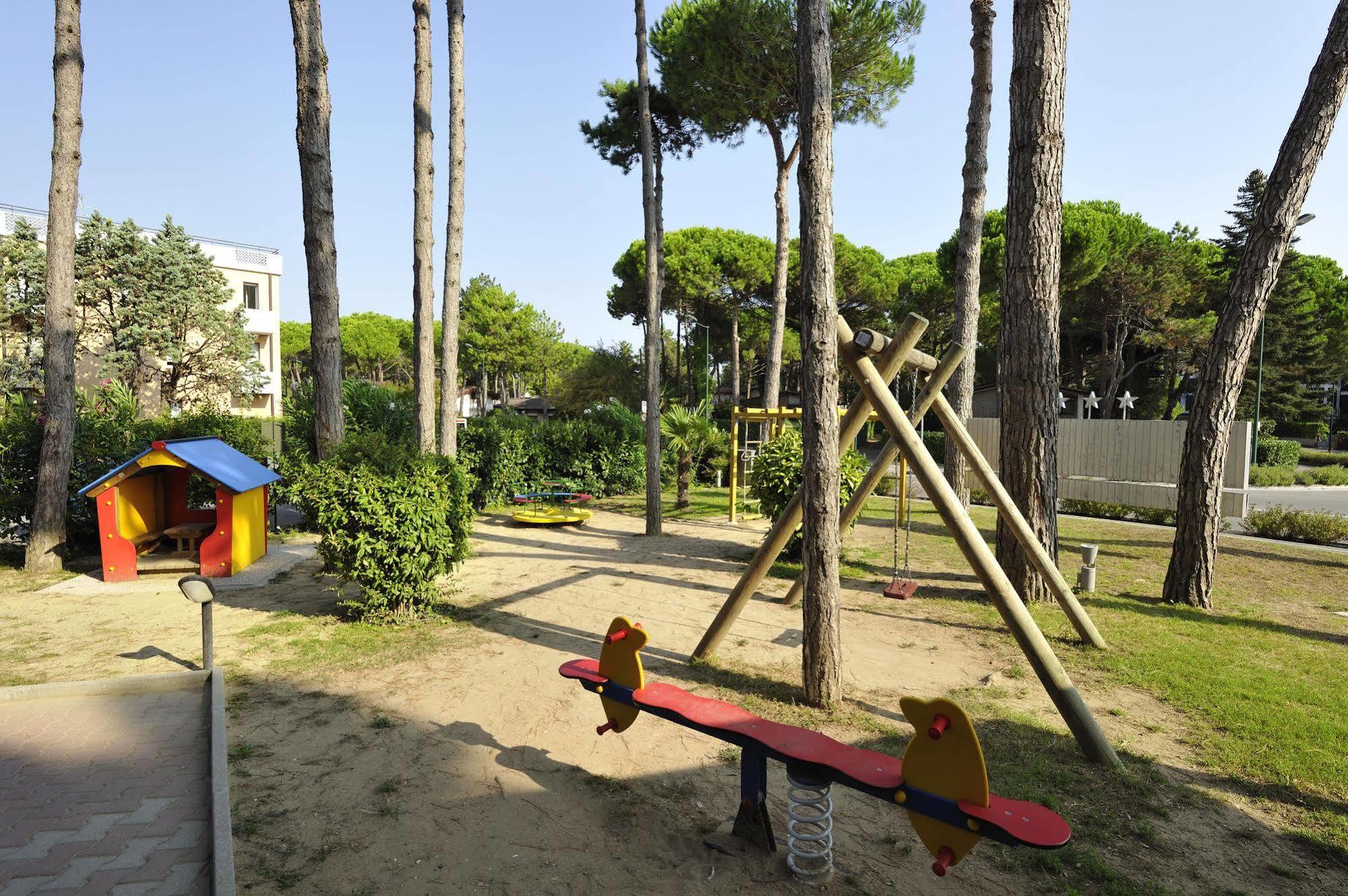 Hotel Vina De Mar Lignano Sabbiadoro Ngoại thất bức ảnh