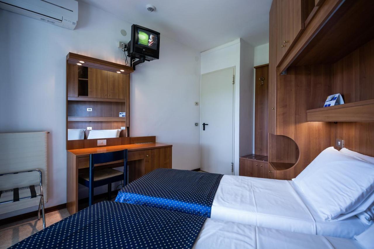 Hotel Vina De Mar Lignano Sabbiadoro Ngoại thất bức ảnh