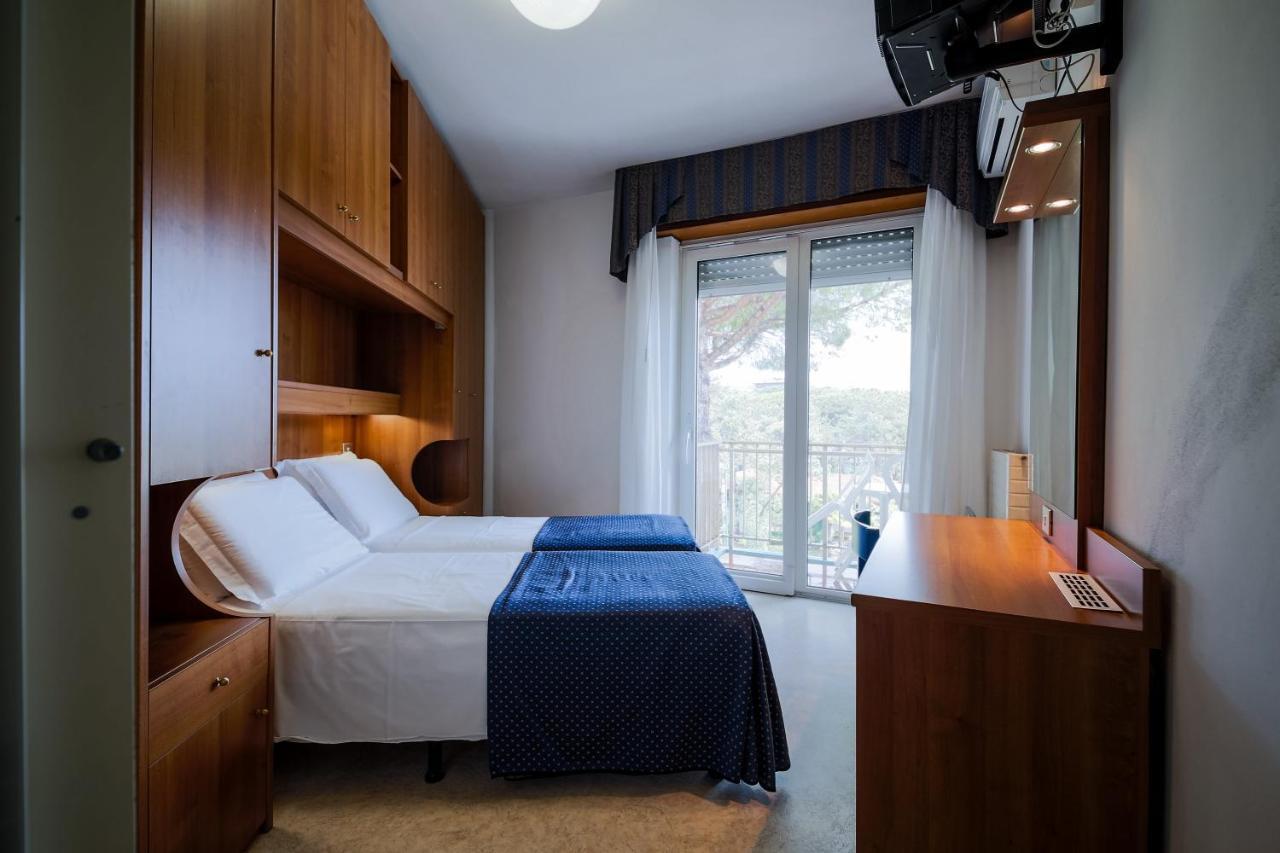 Hotel Vina De Mar Lignano Sabbiadoro Ngoại thất bức ảnh